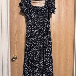 Siren Lily Black and White Floral Midi Dress